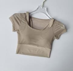 ベージュ メッシュ 半袖 フィットネスウェアのサムネイル
