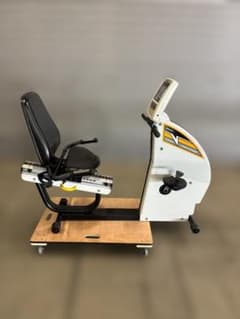 h*y様 セノー V67Ri コードレスリカンベントバイク（USED）のサムネイル