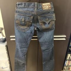 TRUE RELIGIONのサムネイル