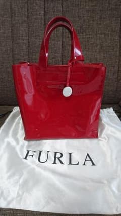 FURLA  エナメルバック 赤のサムネイル