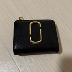 マークジェイコブス【MARC JACOBS】　二つ折り財布のサムネイル