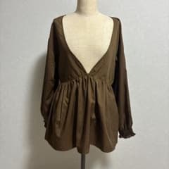 ⭐︎美品⭐︎ COLONY 2139長袖 ペプラム　シャツ　ブラウス ブラウンのサムネイル