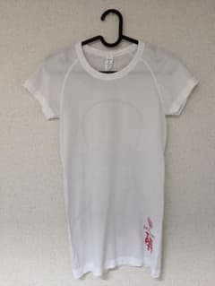 lululemon Tシャツのサムネイル