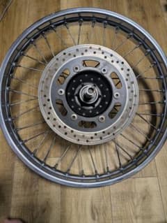 Kawasaki 250TR 純正 フロントホイール　19×1.85のサムネイル