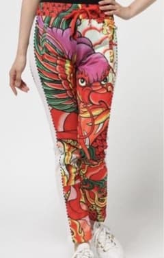 【 お買い得⠀】リタオラ ドラゴン 柄 M 新品未使用‼️adidas x Rita Ora Dragon パンツ - メルカリ