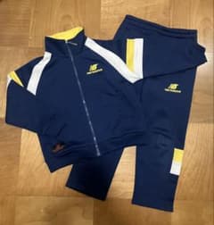 new balance ジャージ上下セット 130のサムネイル