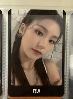 ITZY YEJI IT'Z ME トレカのサムネイル