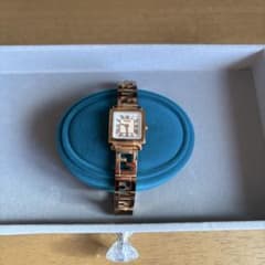 美品 フェンディ FENDI クアドロミニ シェル スクエア 腕時計 F901