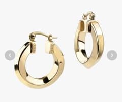 GUESS　ピアスのサムネイル
