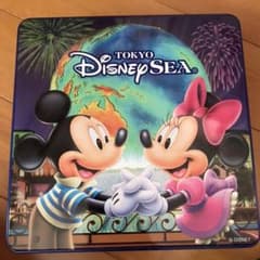 ディズニー　お菓子の缶のサムネイル