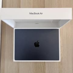 【美品】MacBookAir M4 13インチ 16GB 256GBミッドナイトのサムネイル