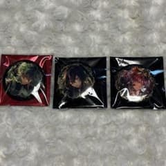 あくねこ 4周年 缶バッジセット(ロノ、バスティン、ハナマル) - メルカリ