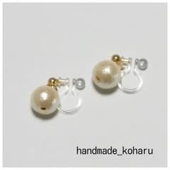 【08】コットンパールのシンプルイヤリング(ピアス)のサムネイル