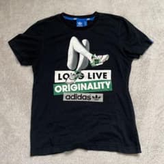 adidas Tシャツのサムネイル