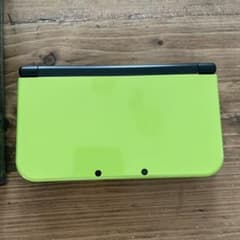 New Nintendo 3DS LL ライムグリーン 本体のサムネイル