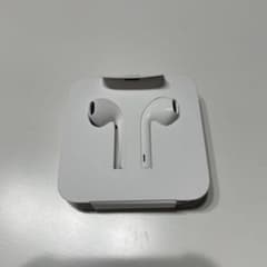 Appleイヤホン純正品未使用のサムネイル