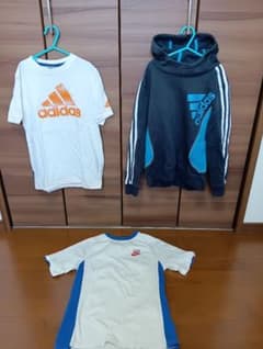 adidas、NIKEのTシャツ、adidasのパーカー3点セットのサムネイル