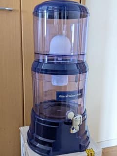 ポタポタクラブ 常温サーバー 本体 浄水器 フィルター付き！ - メルカリ