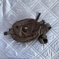 C.P. COMPANY ボディバッグ グレー（訳あり）