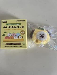 BT21 ぬいぐるみバッジ ファミリーマートのサムネイル