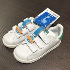 【新品】adidas アディダス　スタンスミス　16cm キッズのサムネイル