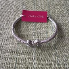 Pinky Girls Ribbon Motif Bracelet