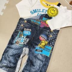 メルカリ市割！　新品　SMILEY FACE ロンパース カバーオールのサムネイル