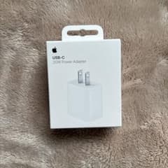 Apple 20W USB-C 電源アダプタ 本体のサムネイル