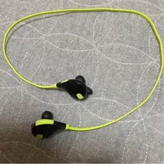 イヤホンのサムネイル