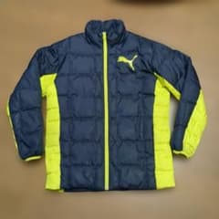 さくら様専用　PUMA ブラック/イエロー ダウンジャケット　ダウン、フェザーのサムネイル