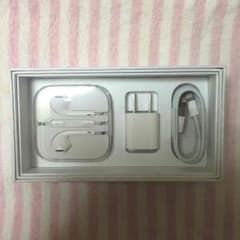 iPhone6充電器とイヤホン正規品しらほし様専用のサムネイル