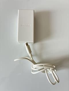 docomo ACアダプタ 08 純正 充電器のサムネイル