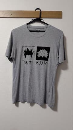 UNIQLO HUNTER×HUNTER Tシャツ グレーのサムネイル