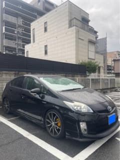 トヨタプリウス 早いもの勝ち♪見た目カッコいい！お薦め！車検9年7月 