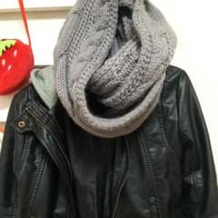 灰色 スヌードのサムネイル