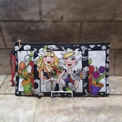 ロラライハリス・多目的フラットポーチ - メルカリ