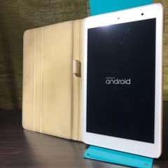 Androidタブレット端末(カバー付/初期化済)のサムネイル