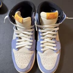AIR JORDAN 1 HIGHのサムネイル
