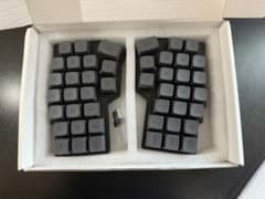 【新品】Corne v4 CherryMX互換 リニアスイッチ無線化 完成品　黒のサムネイル