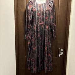 LAURA ASHLEYワンピースのサムネイル