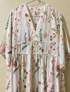 ワンピース　花柄　白のサムネイル