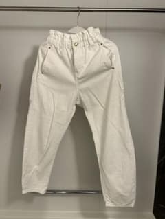 ZARA ホワイト カジュアルパンツのサムネイル