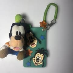 東京ディズニーリゾート グーフィー パスケース ぬいぐるみのサムネイル