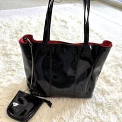 日本製 パテントレザー トートバッグ ＆ ミニポーチ セット ブラック×レッド