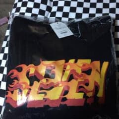 ぽっぷ様専用SEVEN セブン Fire Hoodie パーカー Msizeのサムネイル