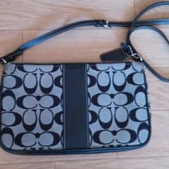COACH　ミニショルダーのサムネイル