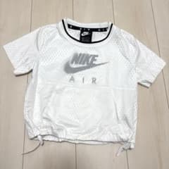 NIKE トップスのサムネイル