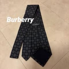 Burberrys ネクタイ 小紋柄 ダークネイビー系　シルクのサムネイル