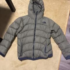THE NORTH FACE ダウンジャケット カーキ Mのサムネイル