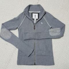 【こう様専用商品】【値下げ】アバクロンビー&フィッチ　アウターのサムネイル